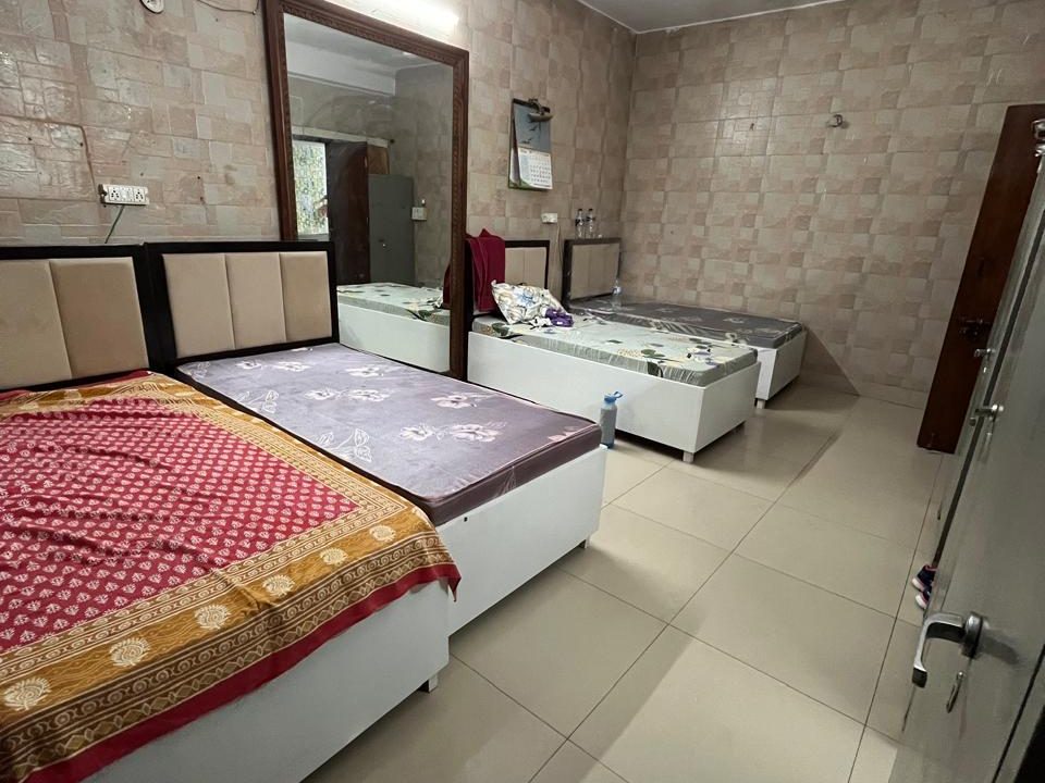 PG for Girls in Noida Sector 26